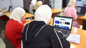 مدرسة المرفوع الافتراضية السورية | التعليم عن بُعد والترخيص